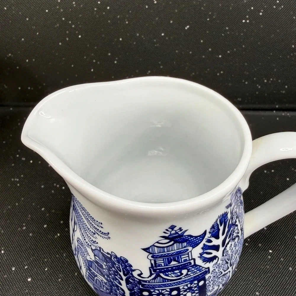 Royal Cuthbertson Blue Willow Creamer Pitcher Ceramic Cobalt White 4 inch
